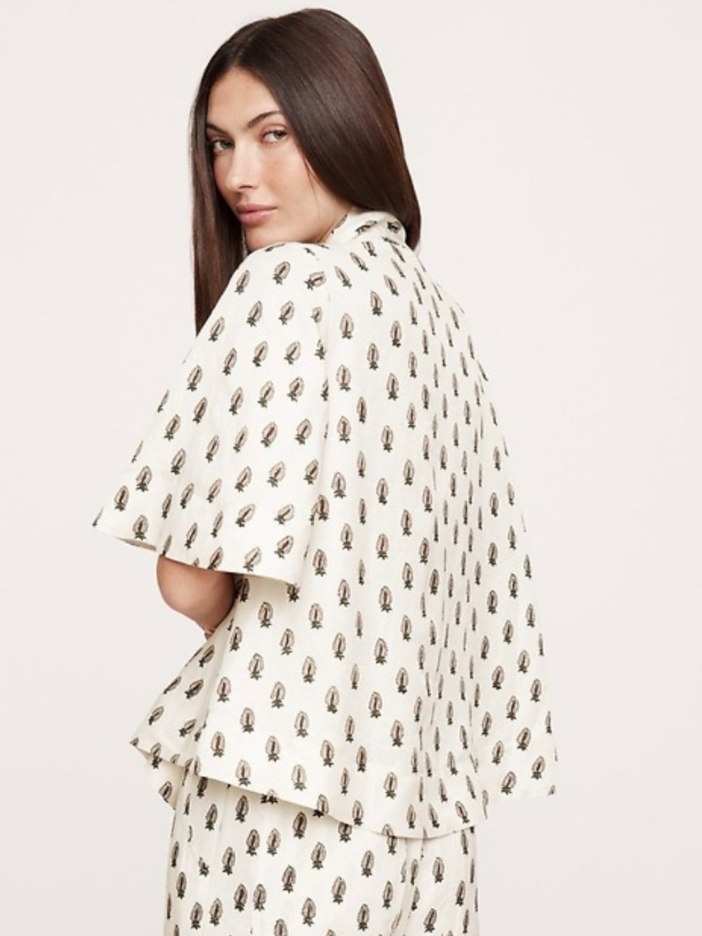 Banana Republic tie neck blouse